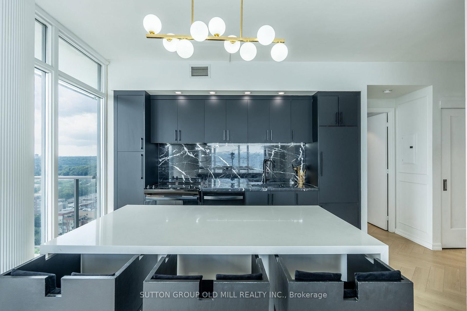 103 The Queensway • #2505 • Toronto, ON photo 5