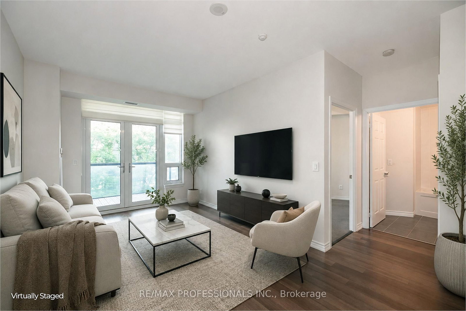 1135 Royal York Road • #312 • Toronto, ON photo 3