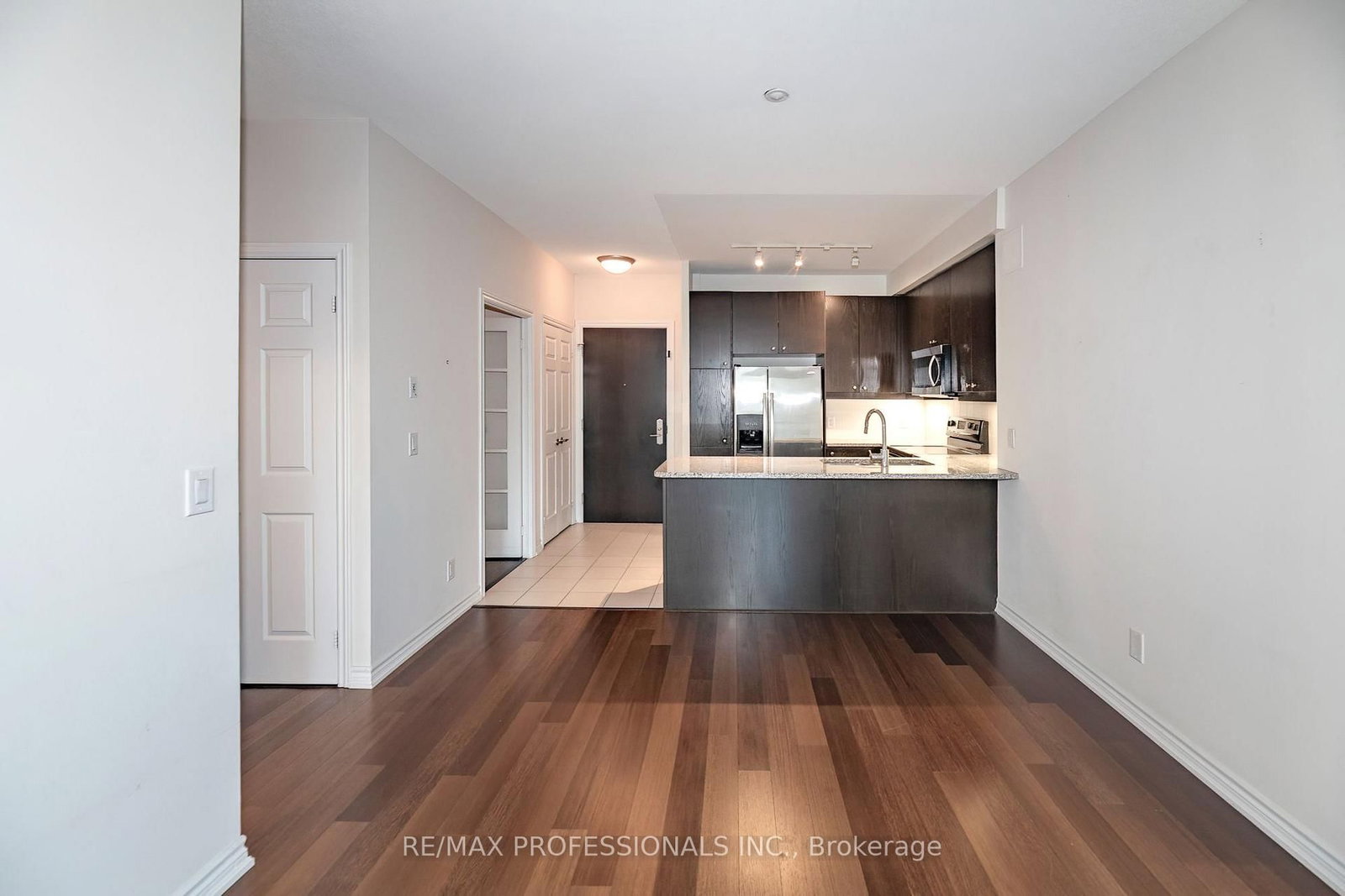 1135 Royal York Road • #312 • Toronto, ON photo 5