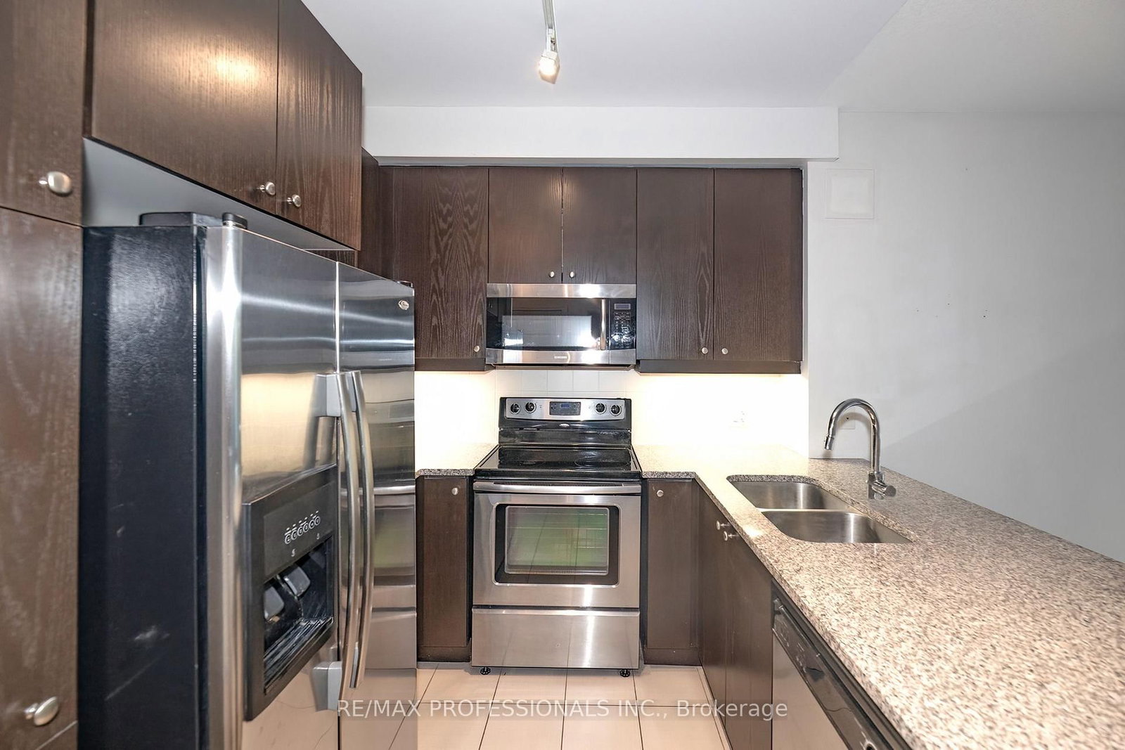 1135 Royal York Road • #312 • Toronto, ON photo 9