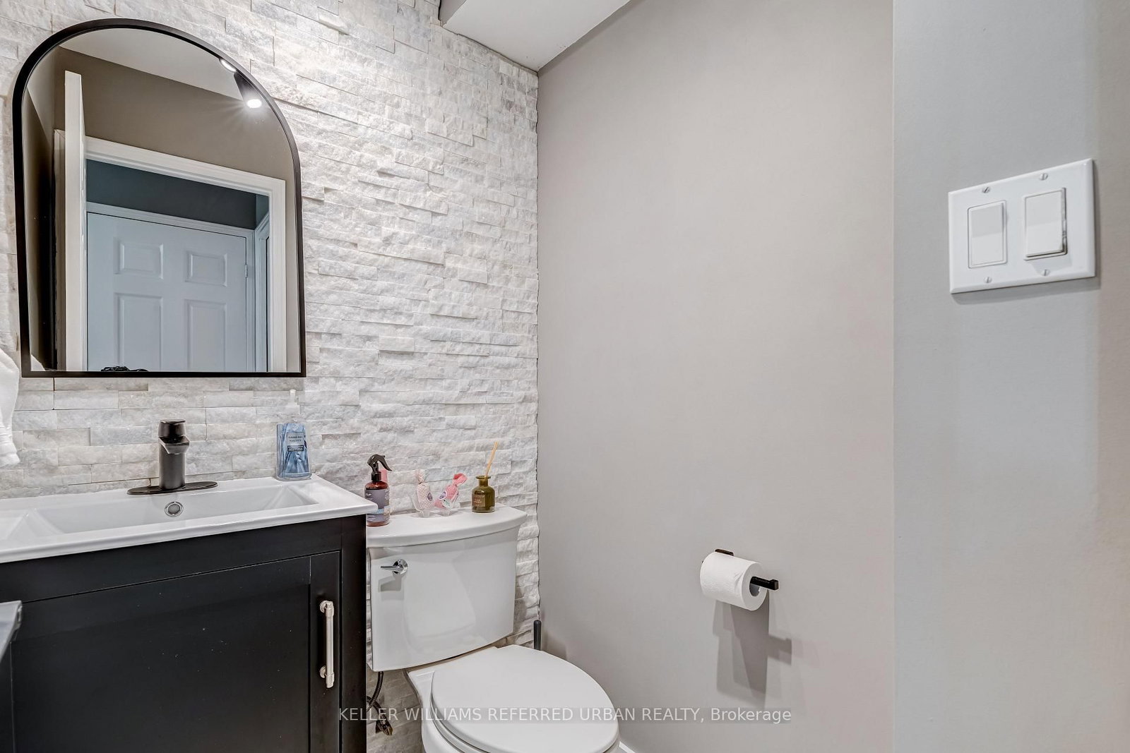 9 Stone Street • Halton Hills, ON photo 15