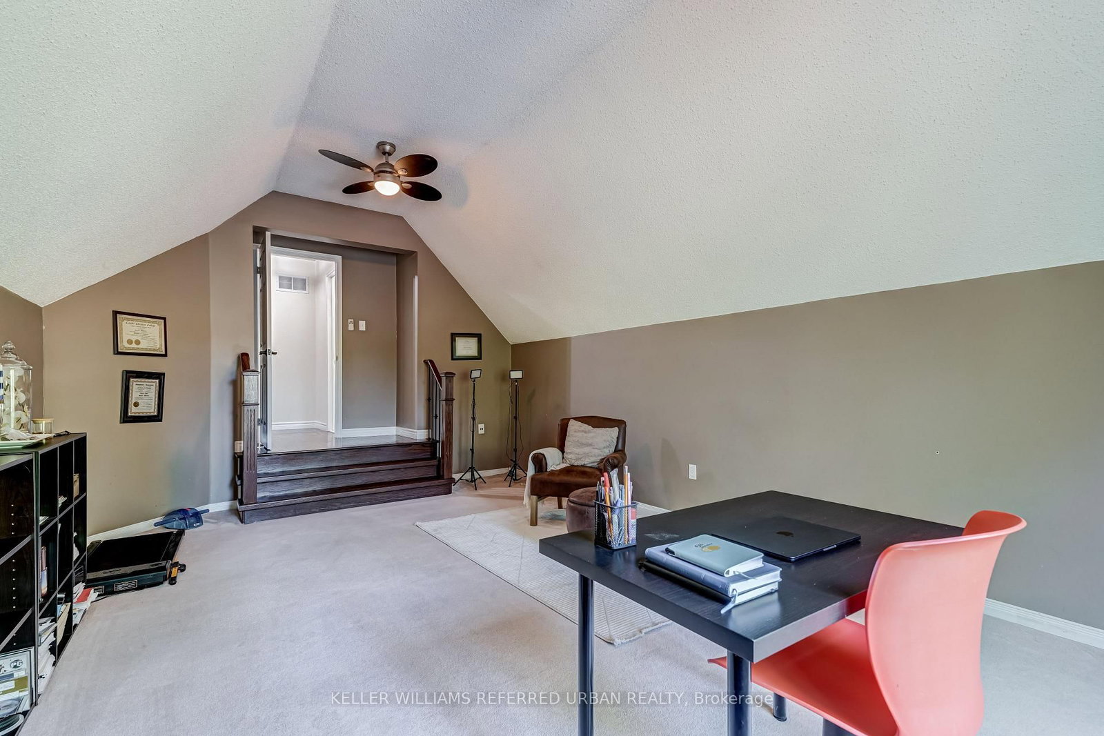 9 Stone Street • Halton Hills, ON photo 32