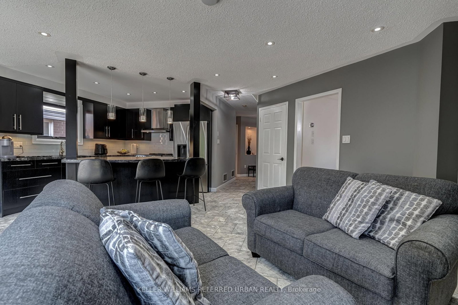 9 Stone Street • Halton Hills, ON photo 8