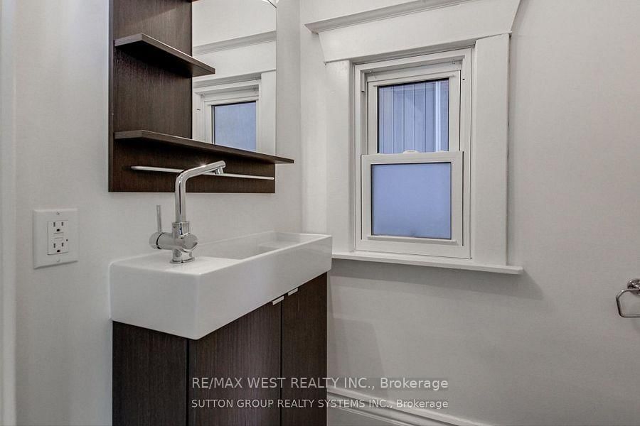 328 High Park Avenue • Toronto, ON photo 11