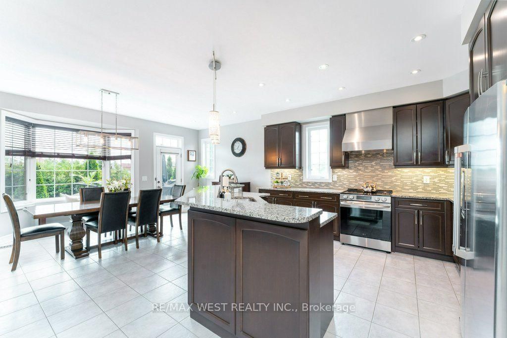 85 Aird Court • Milton, ON photo 11