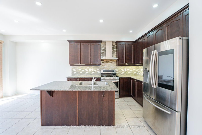 16 Baby Pointe Brampton,ON L7A 0W3 — Photo 11