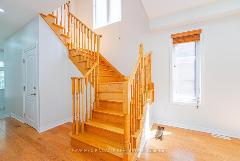 16 Baby Pointe Brampton,ON L7A 0W3 — Photo 13