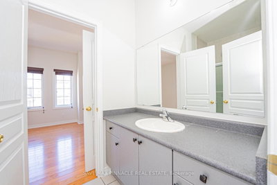 16 Baby Pointe Brampton,ON L7A 0W3 — Photo 22