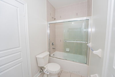 16 Baby Pointe Brampton,ON L7A 0W3 — Photo 23