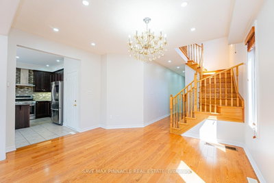 16 Baby Pointe Brampton,ON L7A 0W3 — Photo 6