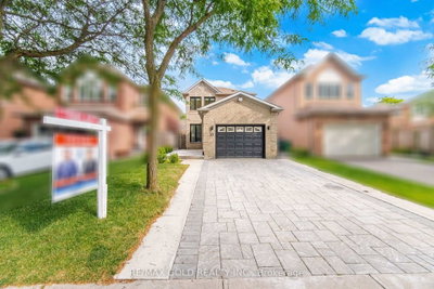 53 Cedarwood Crescent
