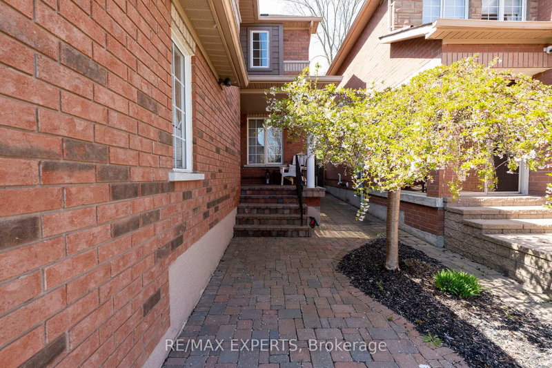 28 Crestridge Drive