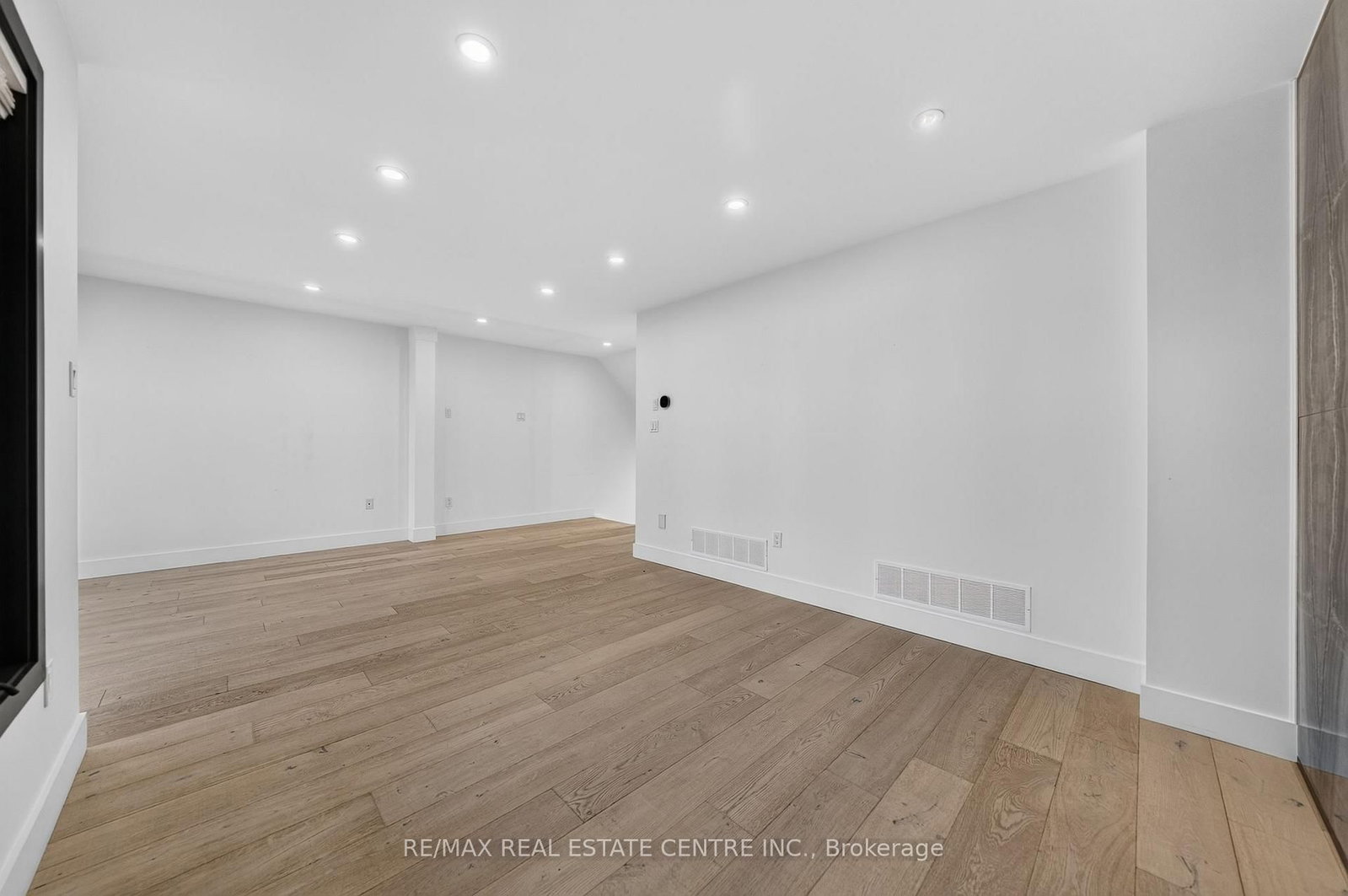 5090 Fairview Street • #50 • Burlington, ON photo 12