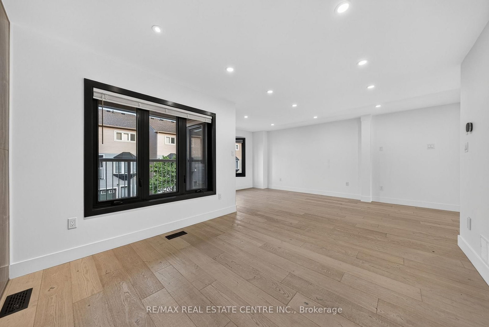 5090 Fairview Street • #50 • Burlington, ON photo 13