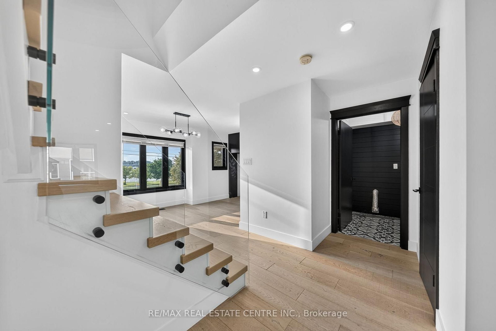 5090 Fairview Street • #50 • Burlington, ON photo 15
