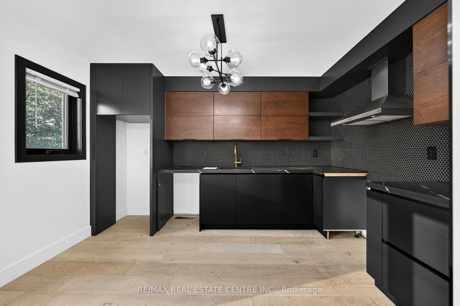 5090 Fairview Street • #50 • Burlington, ON photo 18