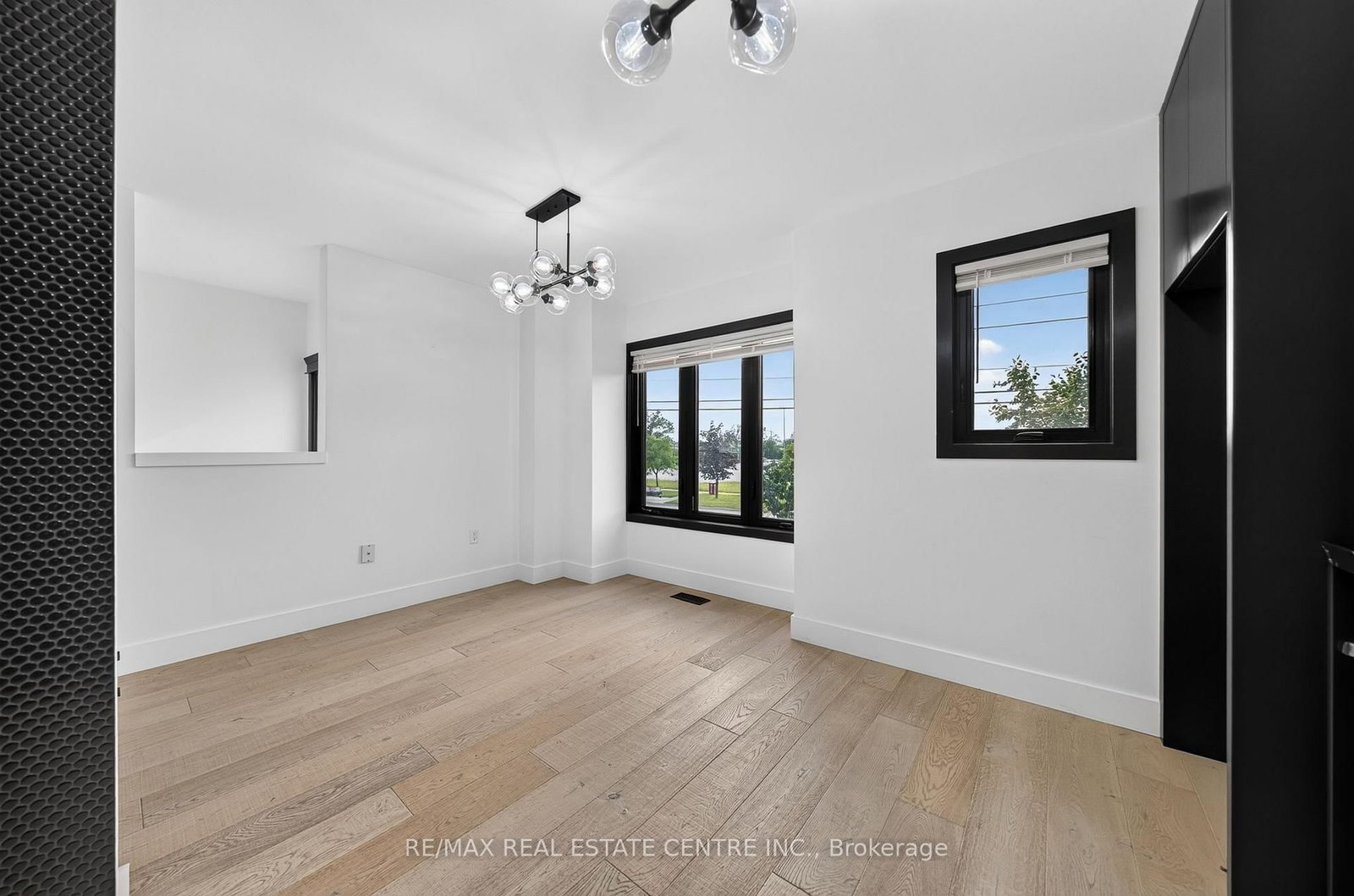 5090 Fairview Street • #50 • Burlington, ON photo 22