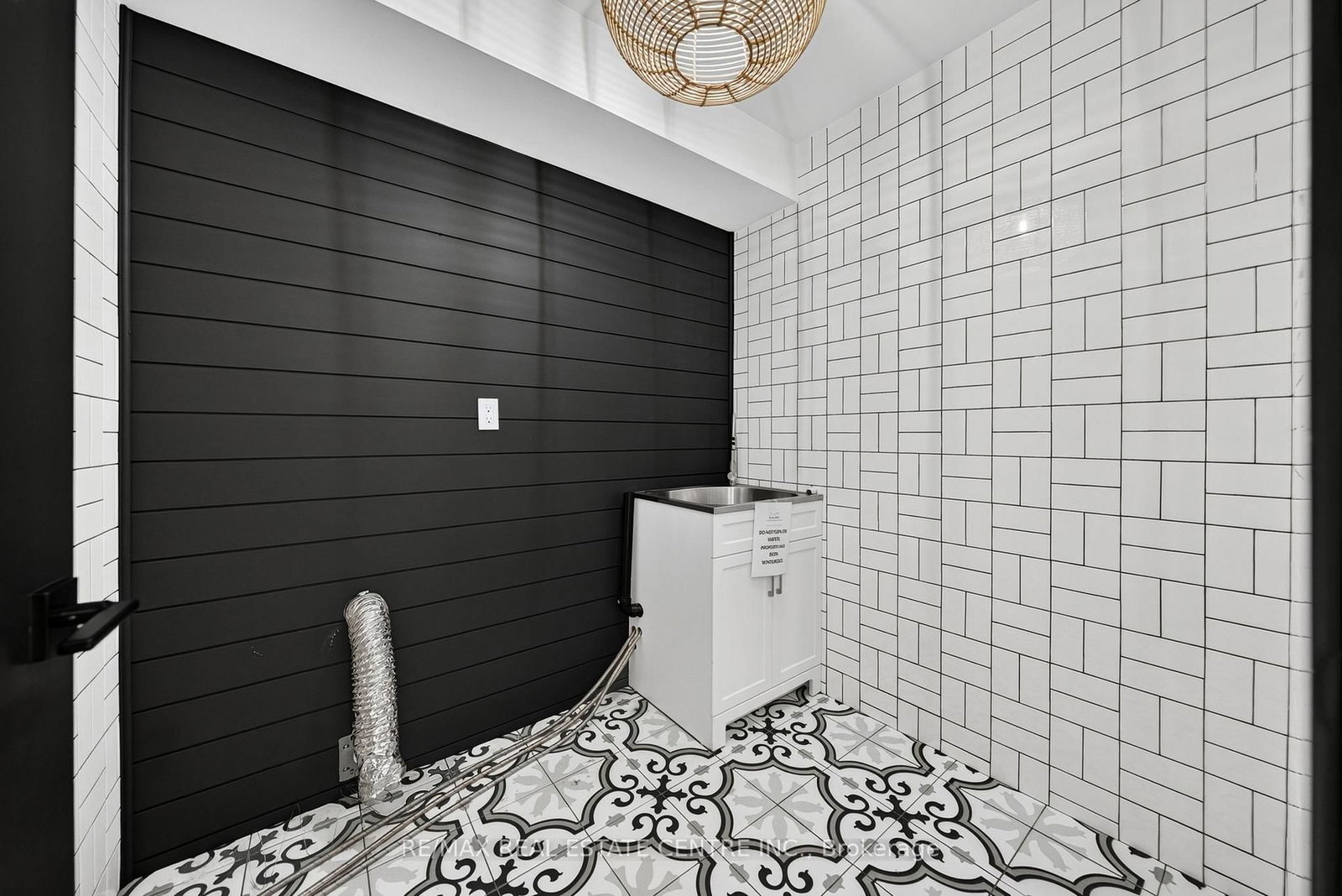 5090 Fairview Street • #50 • Burlington, ON photo 24