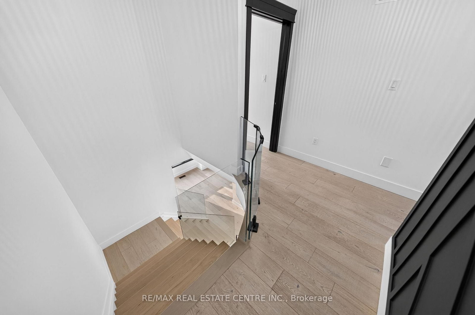 5090 Fairview Street • #50 • Burlington, ON photo 27