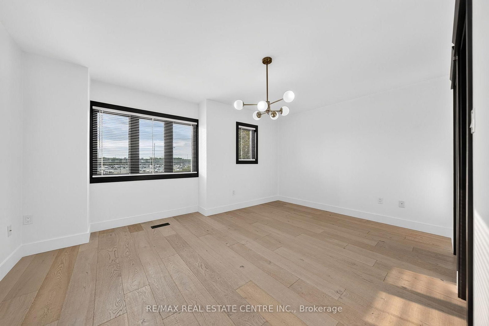 5090 Fairview Street • #50 • Burlington, ON photo 29