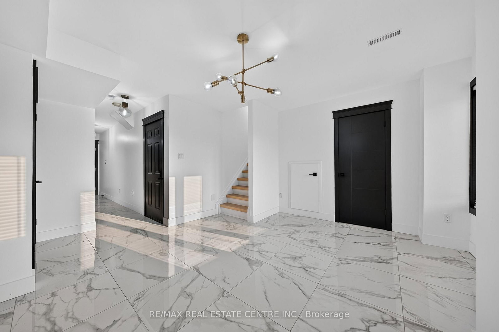 5090 Fairview Street • #50 • Burlington, ON photo 42