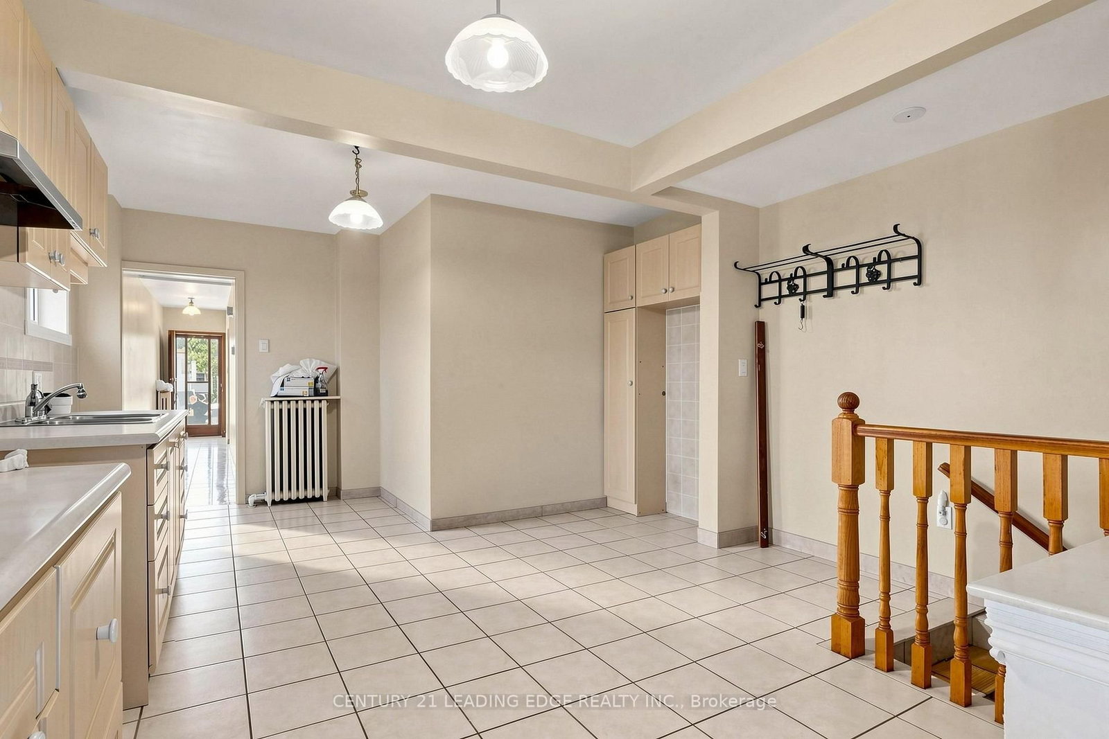 180 Gilbert Avenue • Toronto, ON photo 11