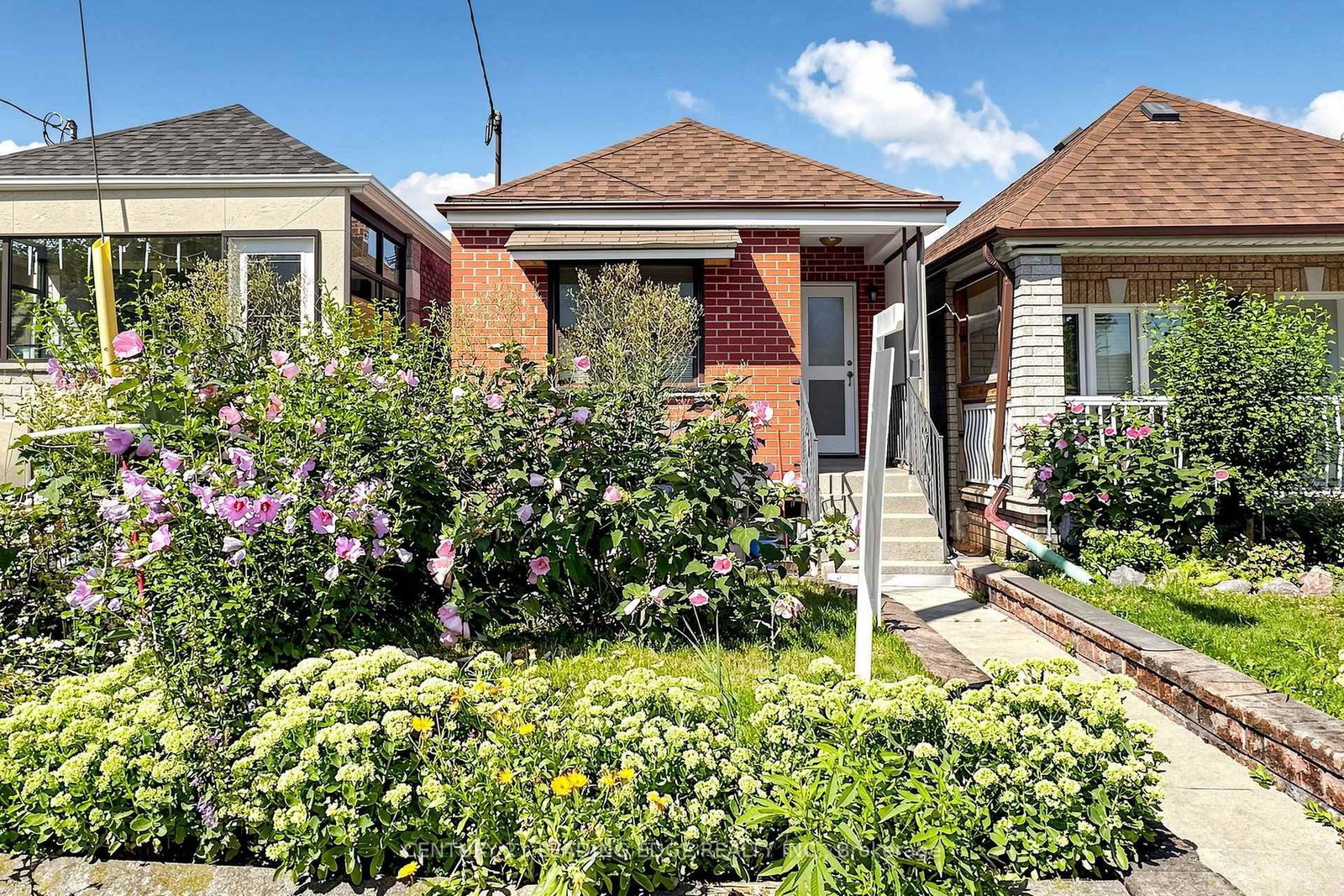 180 Gilbert Avenue • Toronto, ON photo 5