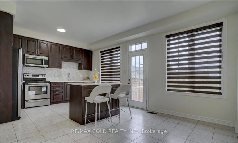 35 SAINT DENNIS Road