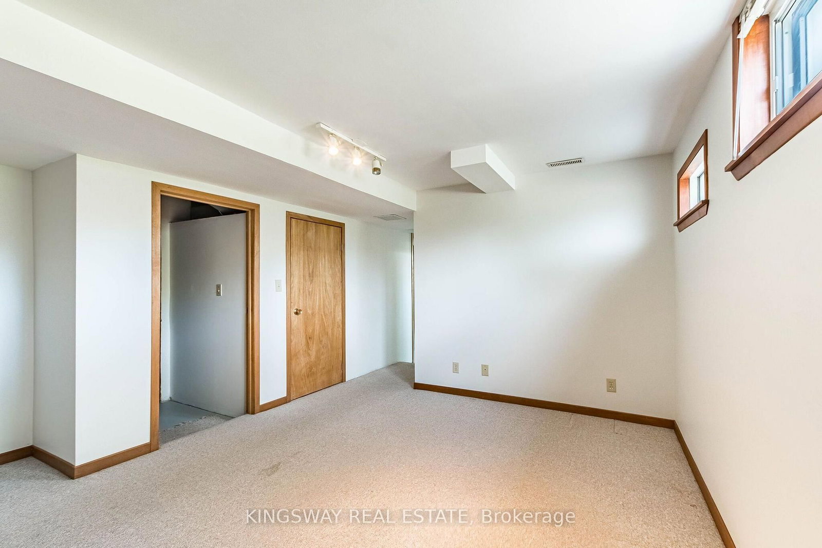 163 Floradale Drive • Mississauga, ON photo 23