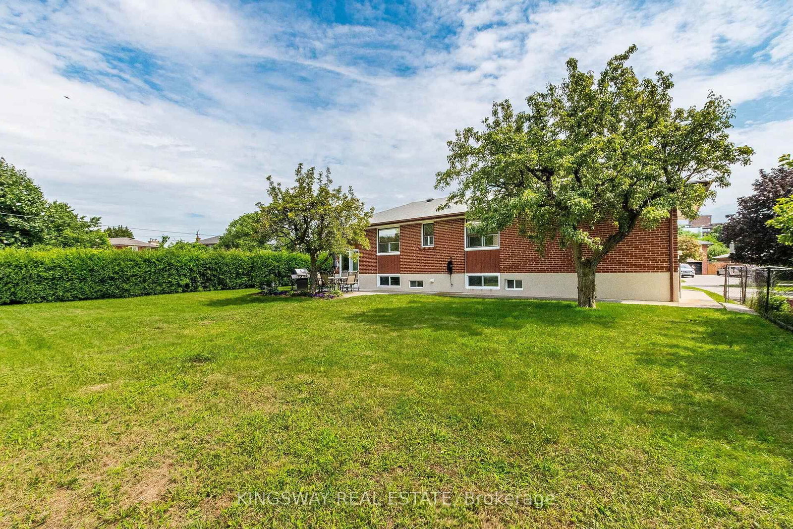 163 Floradale Drive • Mississauga, ON photo 33