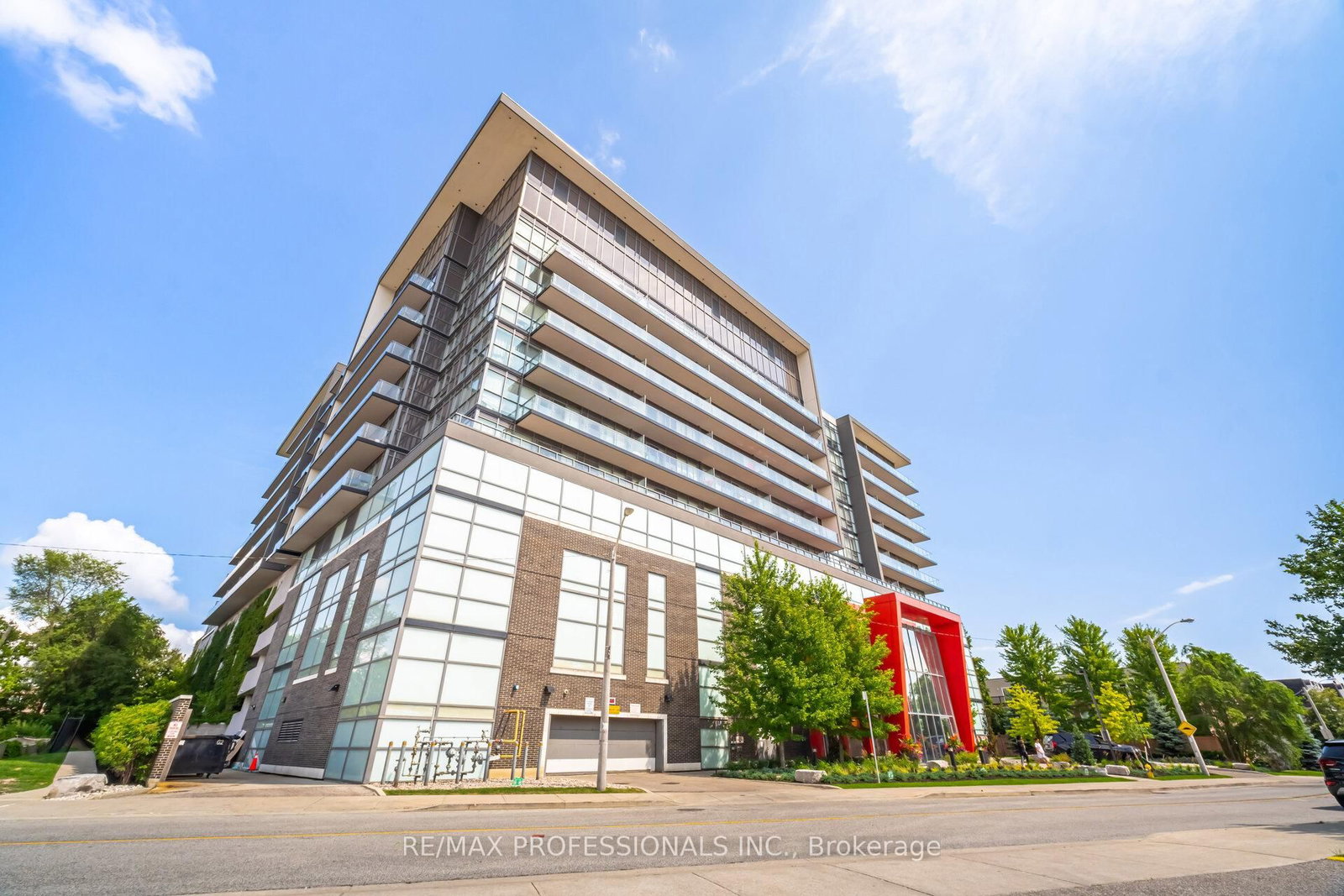 15 James Finlay Way • #922 • Toronto, ON photo 1