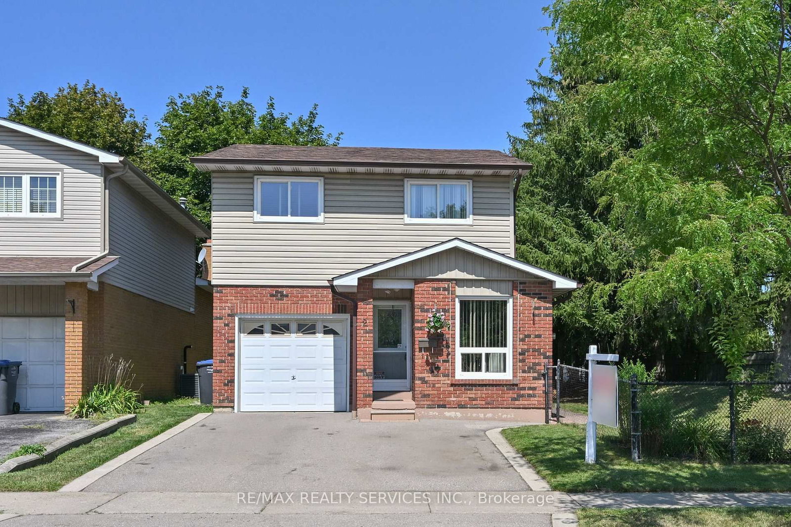 2 Lindridge Avenue • Brampton, ON photo 1