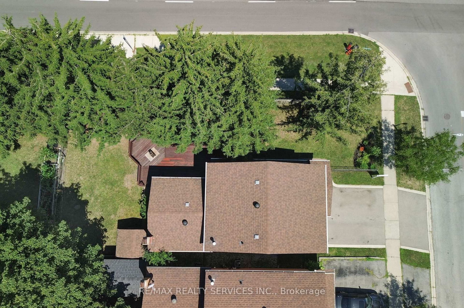 2 Lindridge Avenue • Brampton, ON photo 31