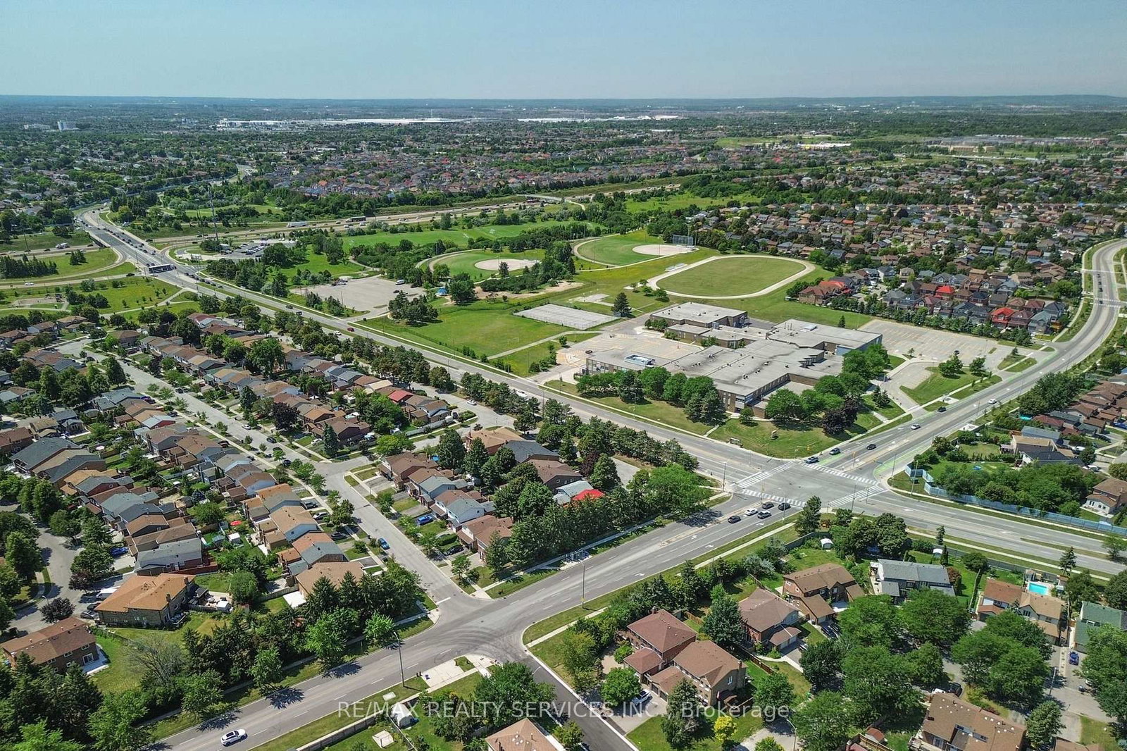 2 Lindridge Avenue • Brampton, ON photo 35