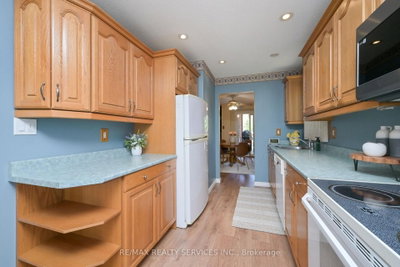 2 Lindridge Avenue • Brampton, ON photo 7