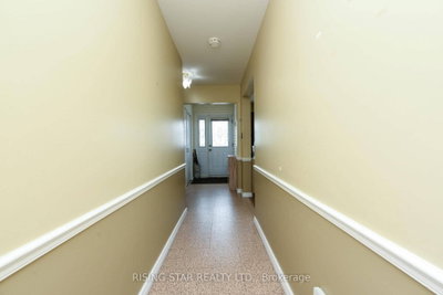 3295 Chipley Crescent • Mississauga, ON photo 8