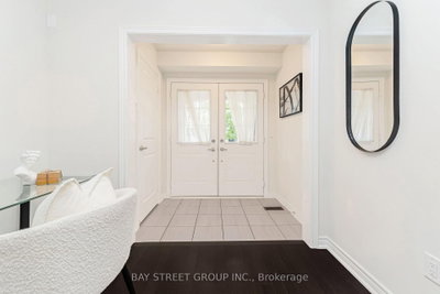 53 Fruitvale Circle • Brampton, ON photo 5