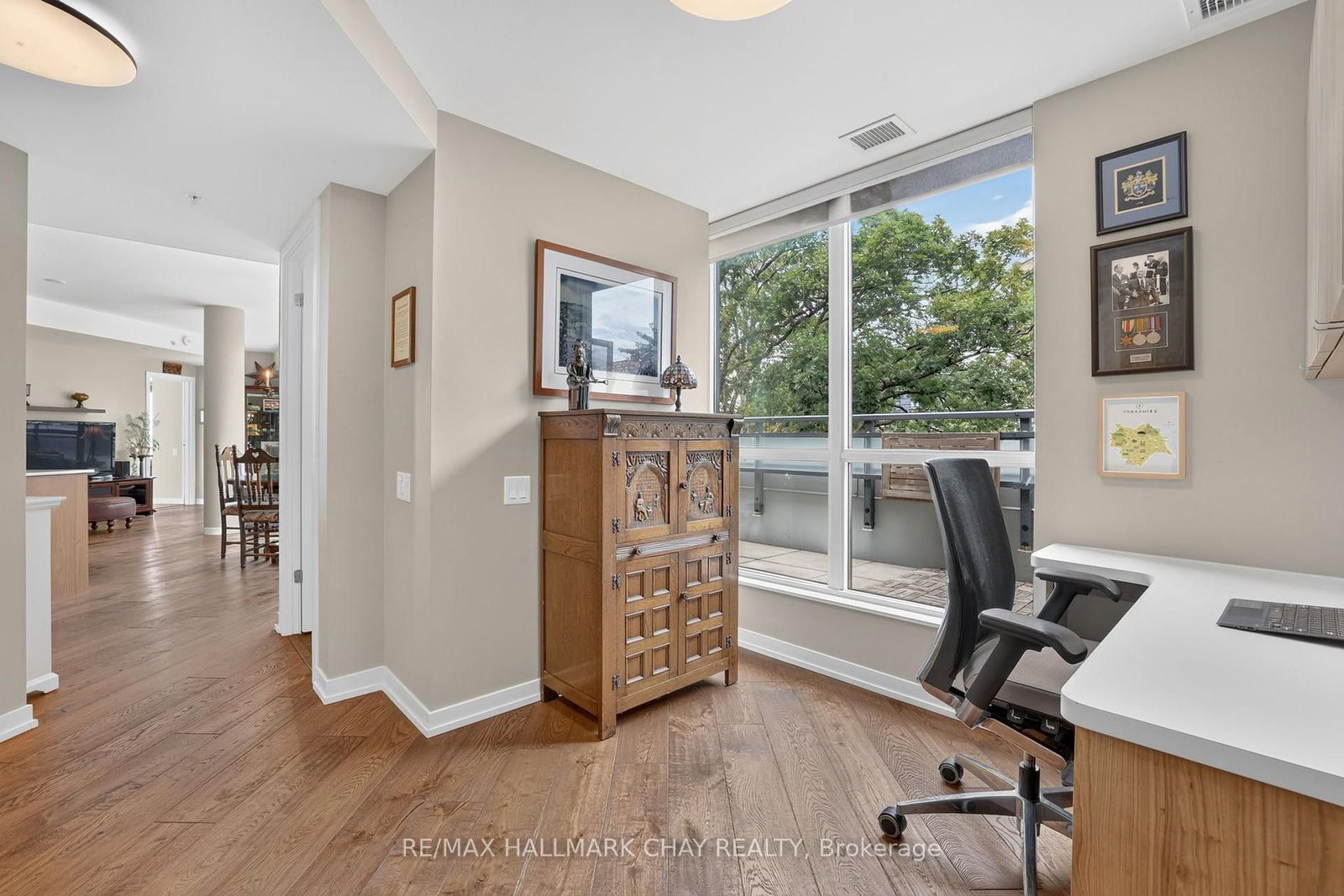 38 Howard Park Avenue • #523 • Toronto, ON photo 6