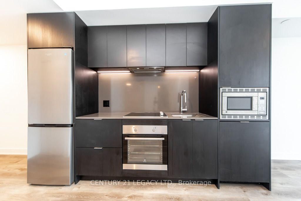 86 Dundas Street E • #821 • Mississauga, ON photo 21