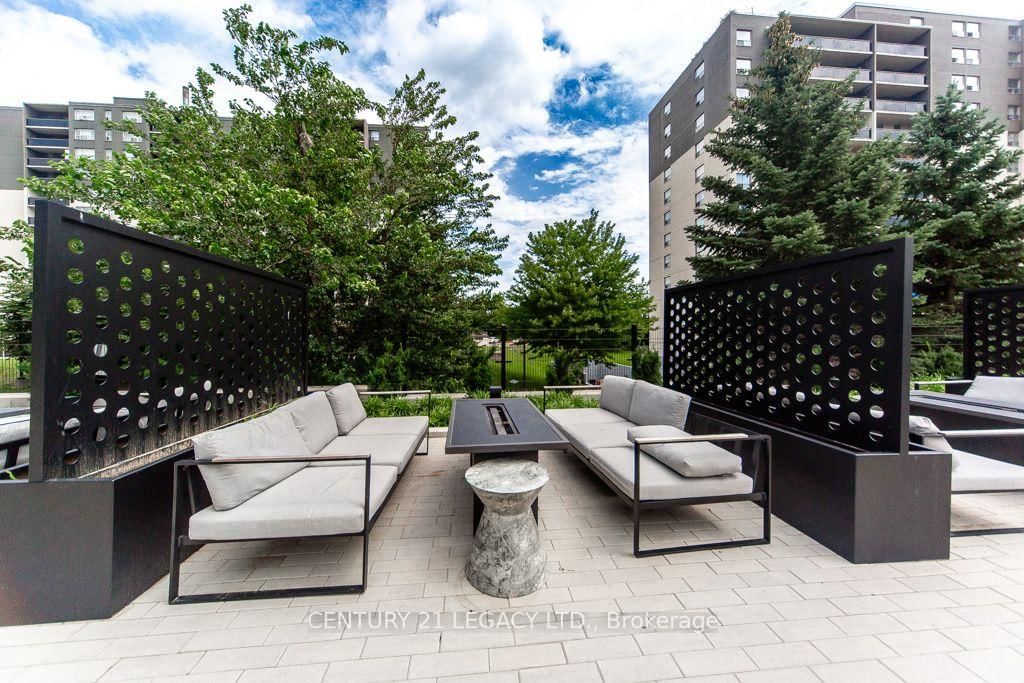 86 Dundas Street E • #821 • Mississauga, ON photo 44