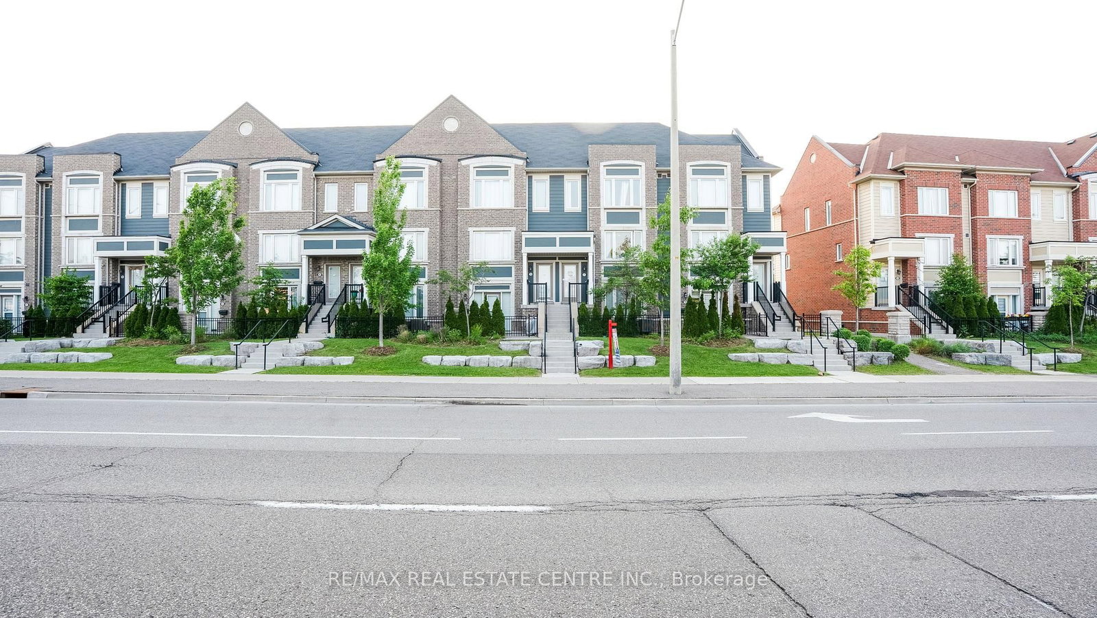 250 Sunny Meadow Boulevard • #77 • Brampton, ON photo 5