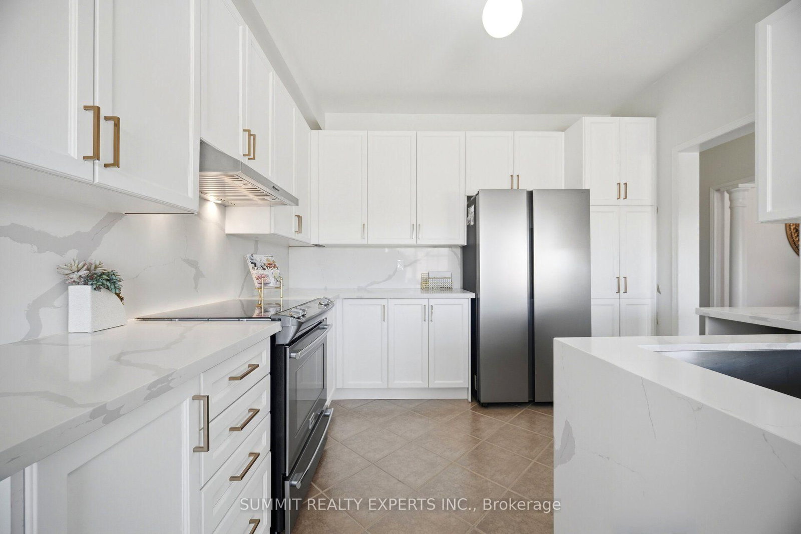 85 Maple Valley Brampton,ON L6P 2H3 — Photo 10