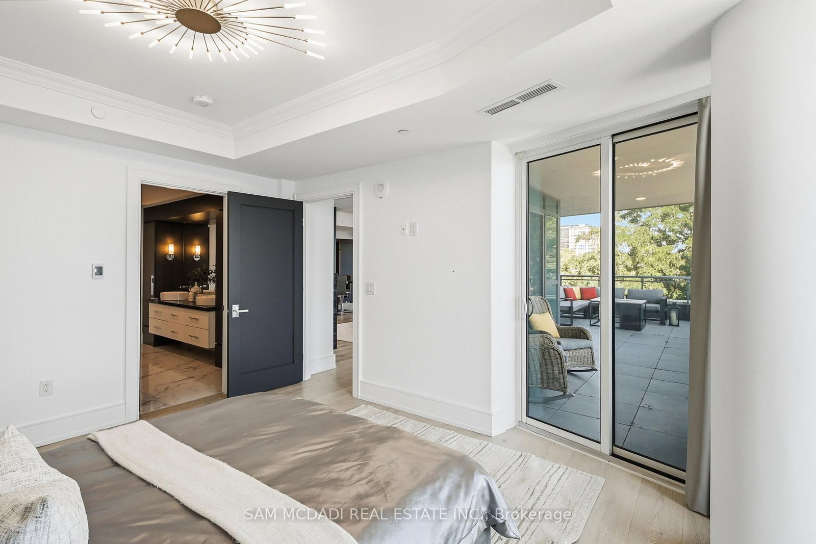 2060 Lakeshore Road • #308 • Burlington, ON photo 22