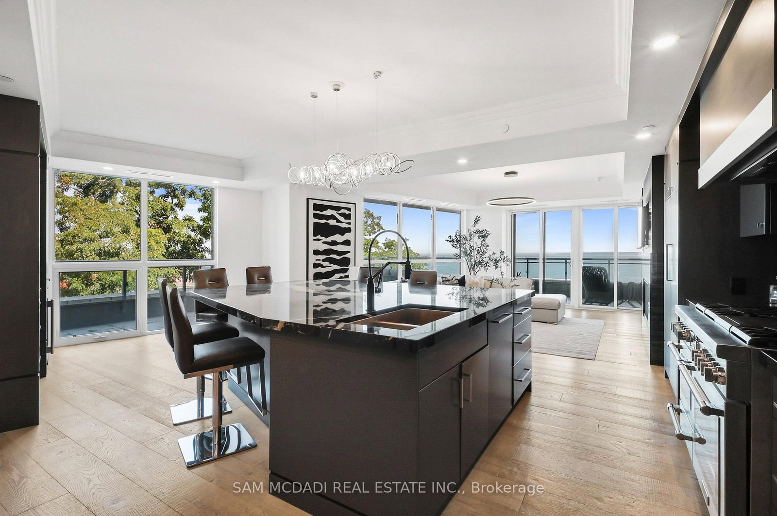 2060 Lakeshore Road • #308 • Burlington, ON photo 8