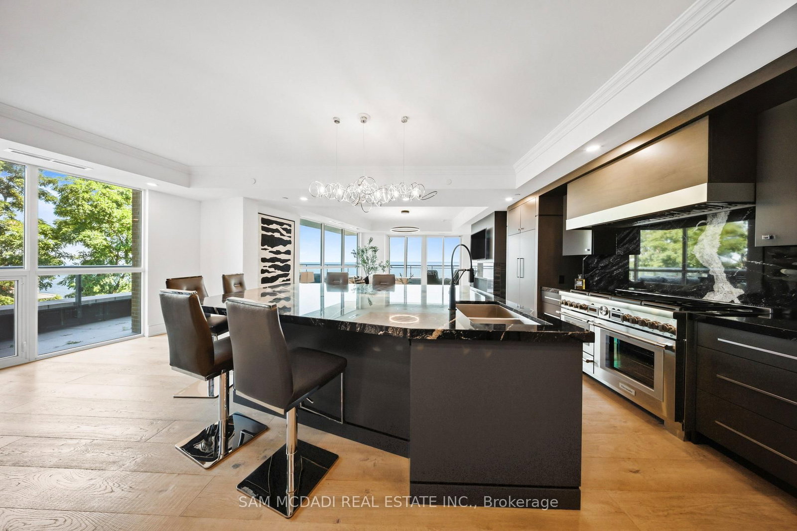 2060 Lakeshore Road • #308 • Burlington, ON photo 9