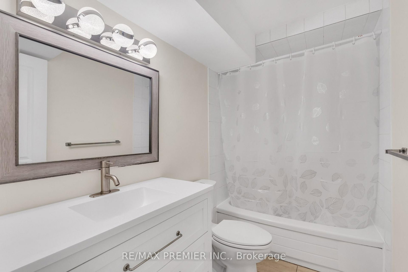 4178 Dursley Mississauga,ON L4Z 1J7 — Photo 33