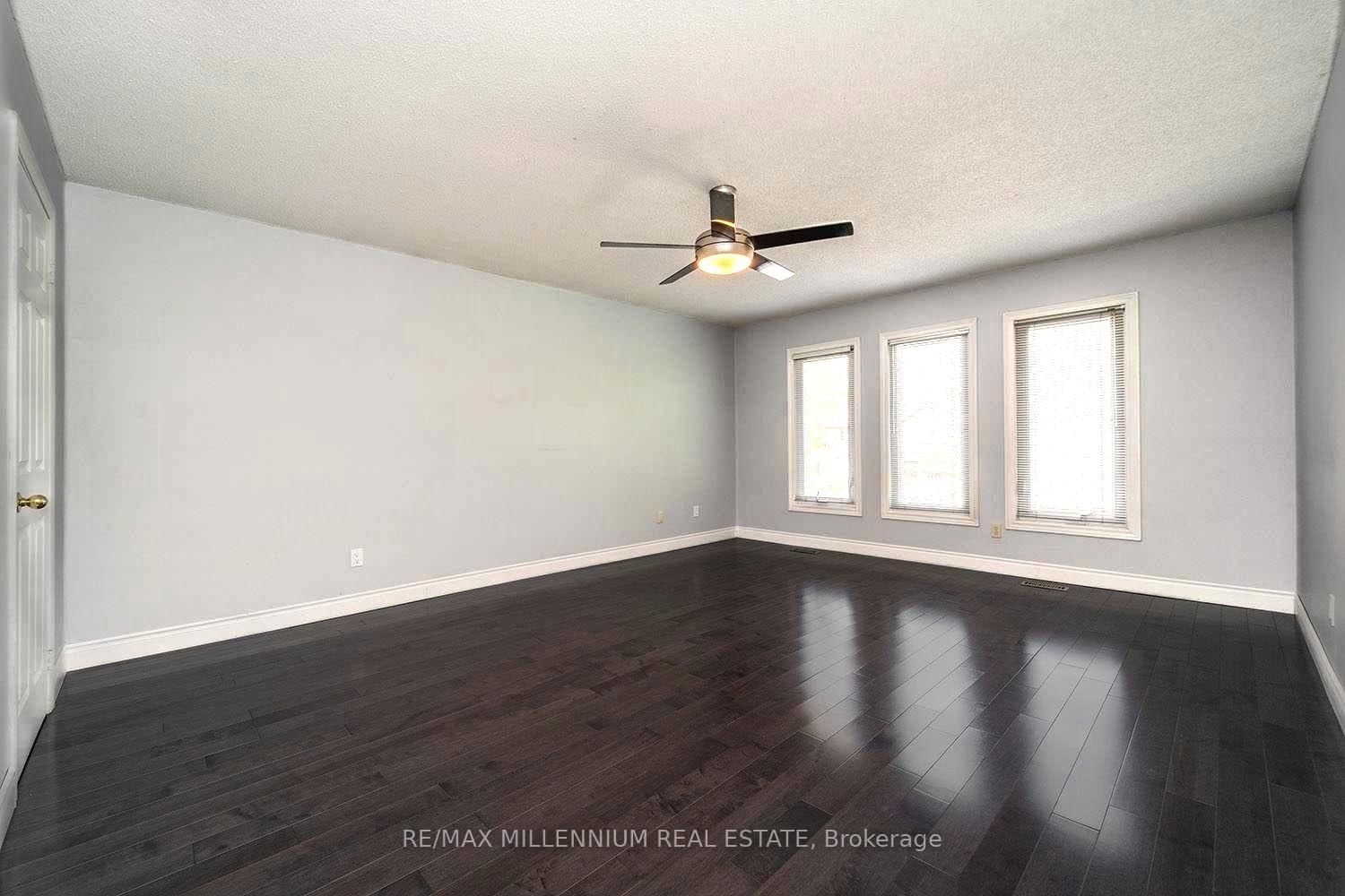 2776 Rosewood Lane • Oakville, ON photo 23