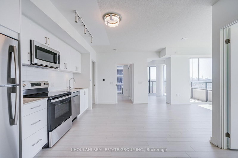 1113 - 4010 Eglinton Avenue W