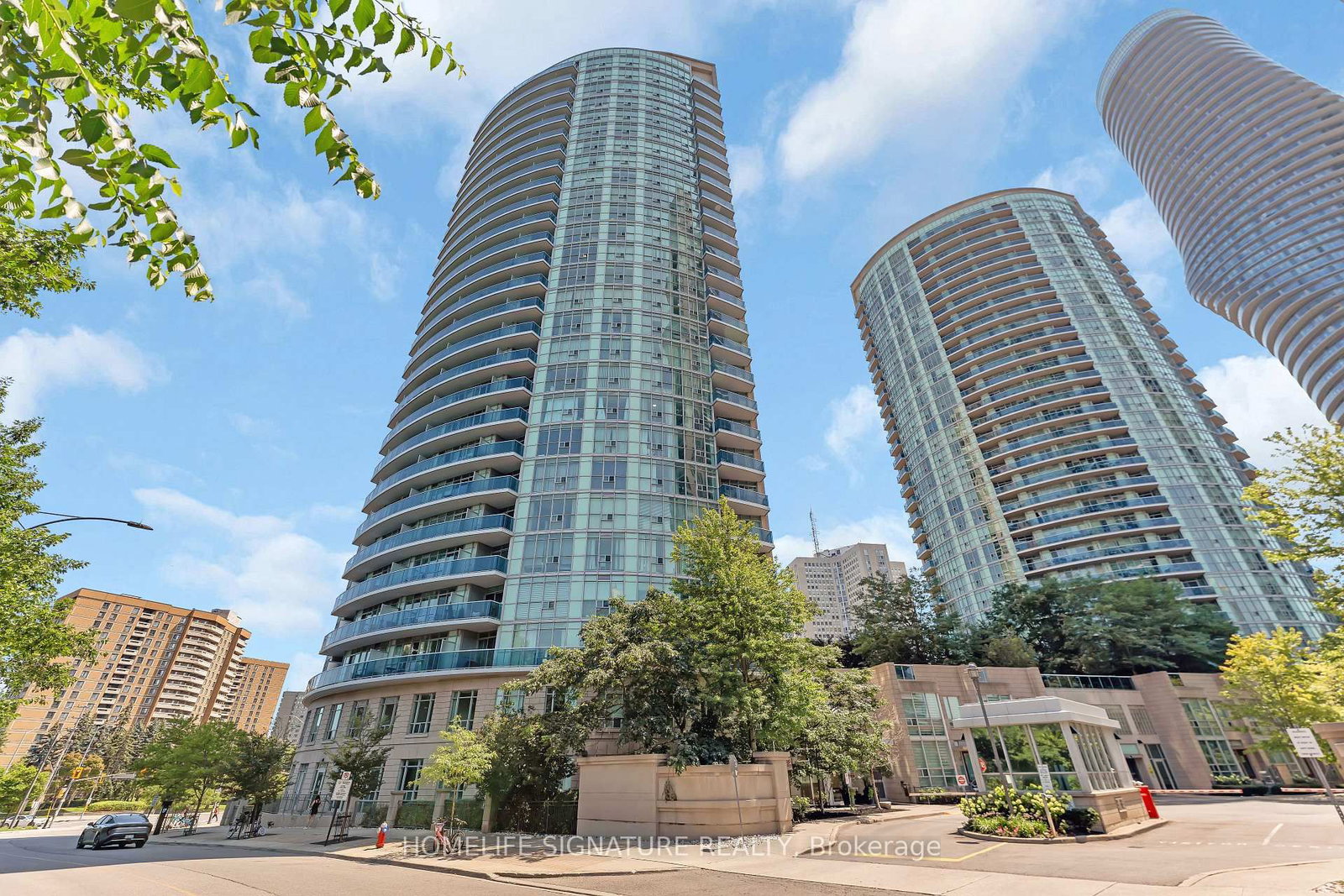 90 Absolute Avenue • #307 • Mississauga, ON photo 2