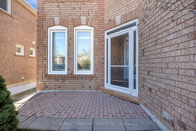 5326 Segriff Drive • Mississauga, ON photo 4